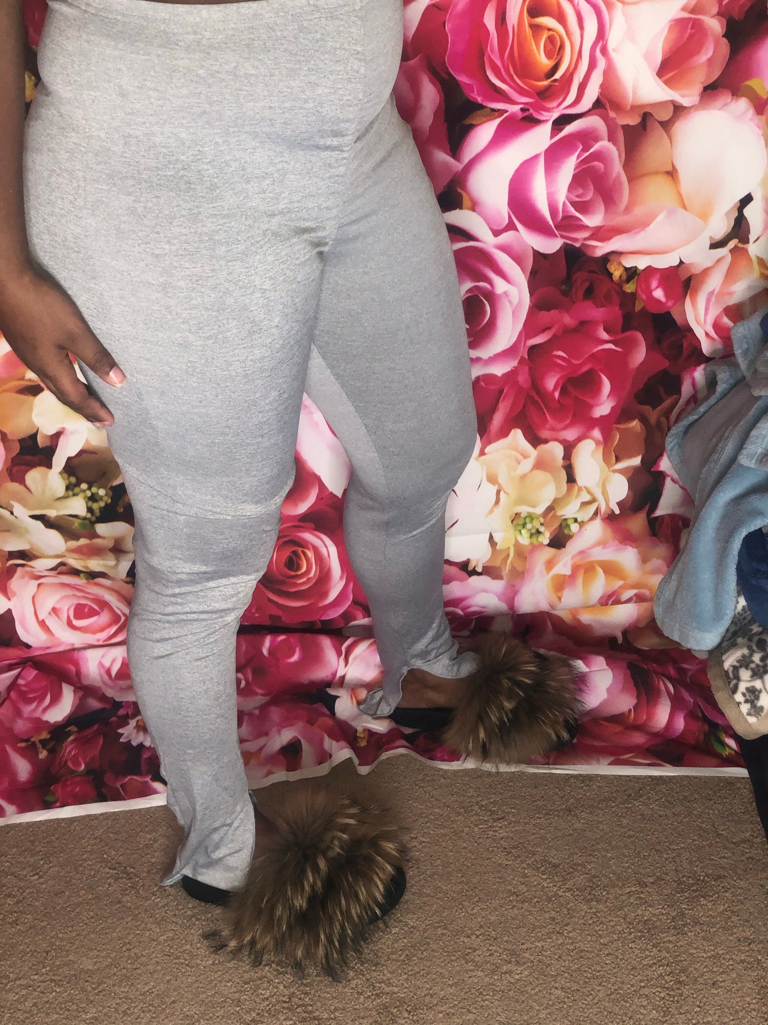 ‘Cut the Check’ Split Leggings