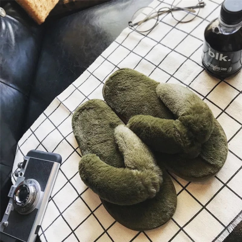 ‘Keep Me Warm’ Slippers