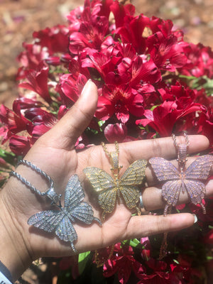 ‘Mariposa’ Pendant Necklace